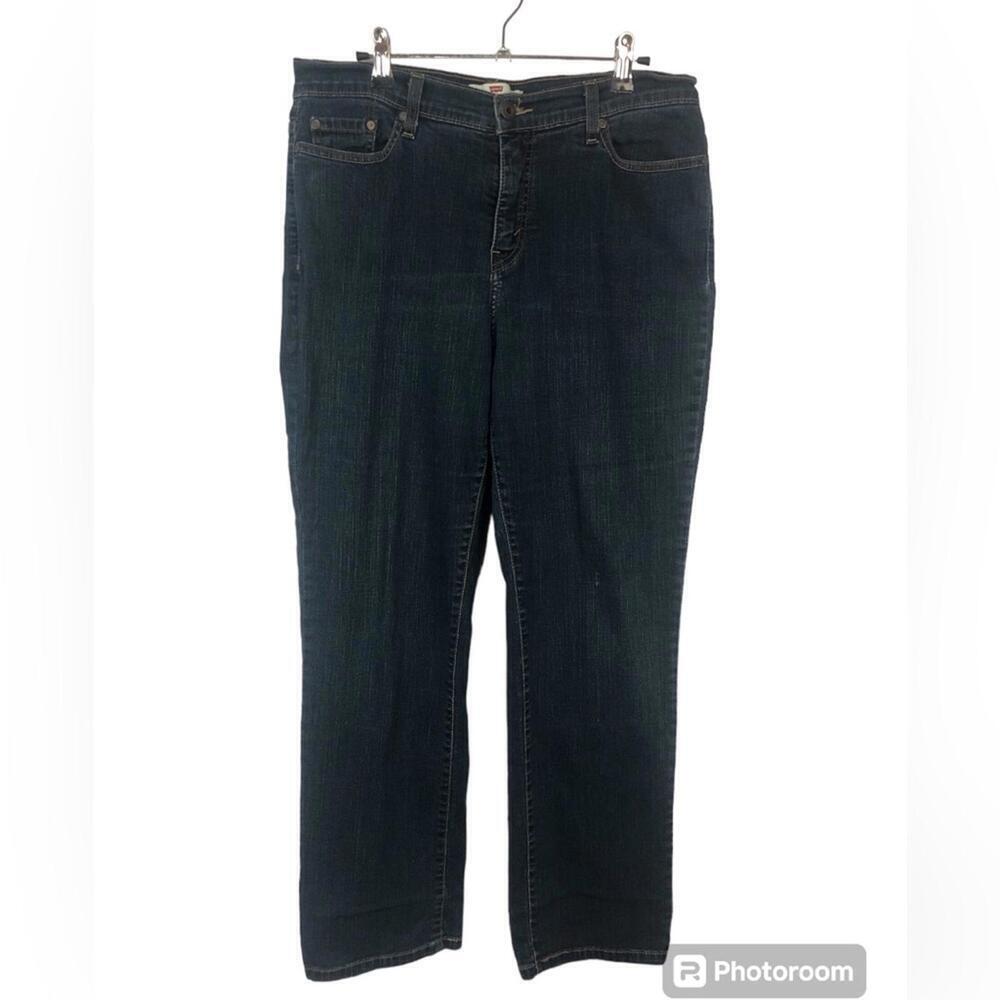 Levi’s Perfectly Slimming 512 Straight Leg